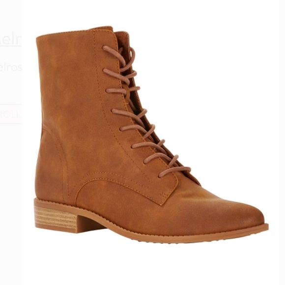 Shoes - NEW Melrose Lace Up Boots